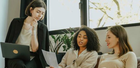 5 Essential HRM Practices Every Company Should Implement Women talking business