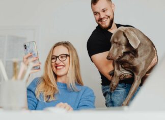 Allergies And Sensitivities In Pets: Identifying And Managing Triggers Woman selfies with husband and pet