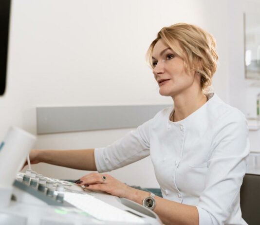 List Of Top 10 Best Lady Gynaecologists In Delhi NCR – N4M Surveys Top Gynaecologists in Delhi