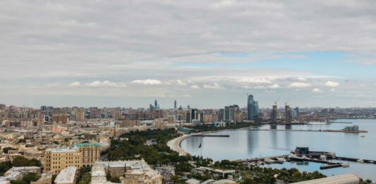 Blown Away By Baku’s Bliss, Azerbaijan Vista de Baku Azerbaijan
