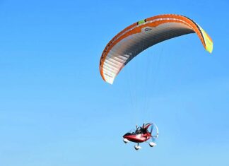 Hollowing The Man Behind The Machine Charger Trika