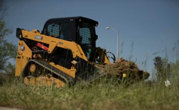 Compact Track Loader: The Multi-Tool Machine That Thinks It’s a Specialist Compact Track Loader
