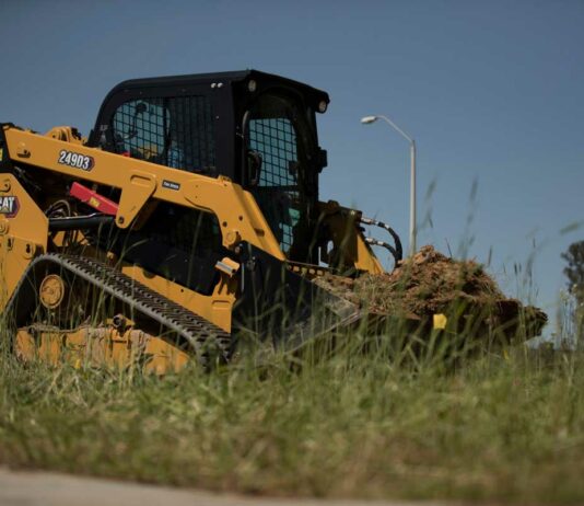 Compact Track Loader: The Multi-Tool Machine That Thinks It’s a Specialist Compact Track Loader