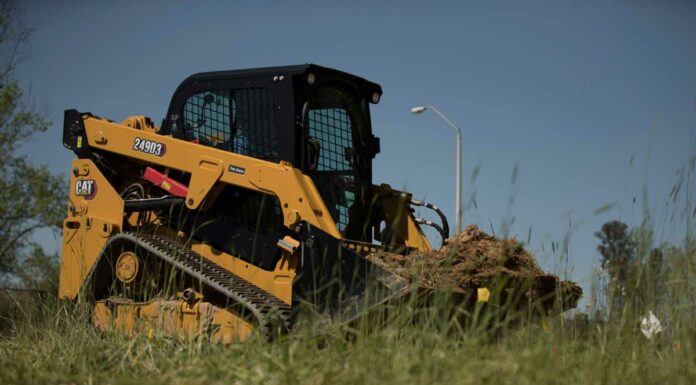 Compact Track Loader: The Multi-Tool Machine That Thinks It’s a Specialist Compact Track Loader
