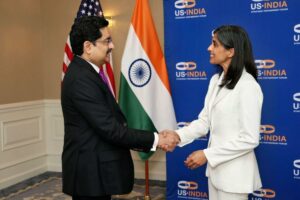 Birla receives Global Leadership Award at USISPF 2025.