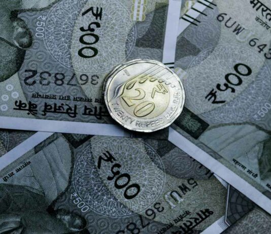 India’s Reverse Cha-Cha-Cha Indian Economy on downhill